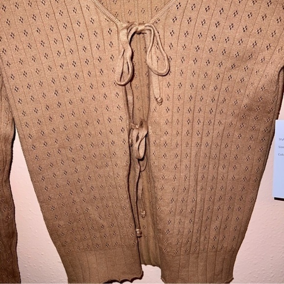 #029 🥀 NWT $39.95 | Nikkak Tan Crop Cardigan - Picture 3 of 5